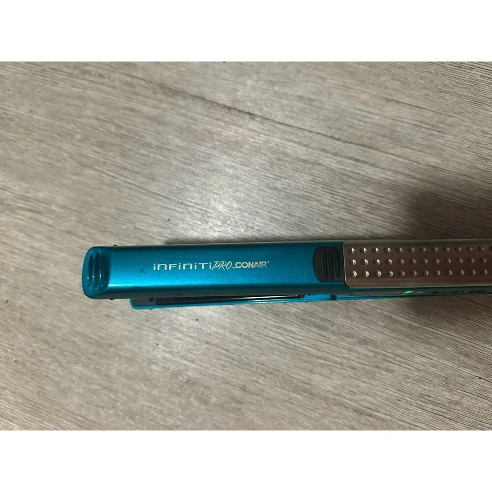 ConAir Infiniti Pro Tourmaline Ceramic 1” Teal Blue Straightener (Tested Works)